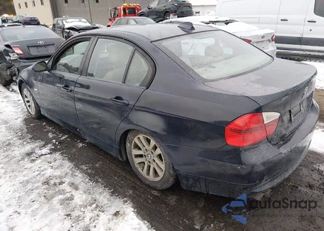 2007 BMW 328Xi z USA, uszkodzony, nr VIN WBAVC735X7KP35111